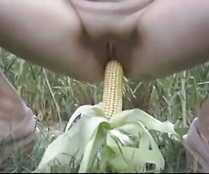 3 cô gái khỏa thân (maya, rae và nina) gắn lên trong việc nhào vị lon dep xx trí